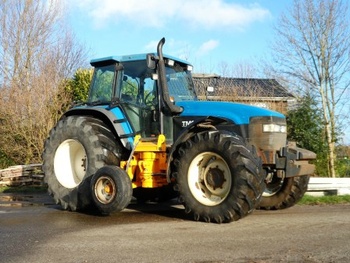 New Holland TM 135